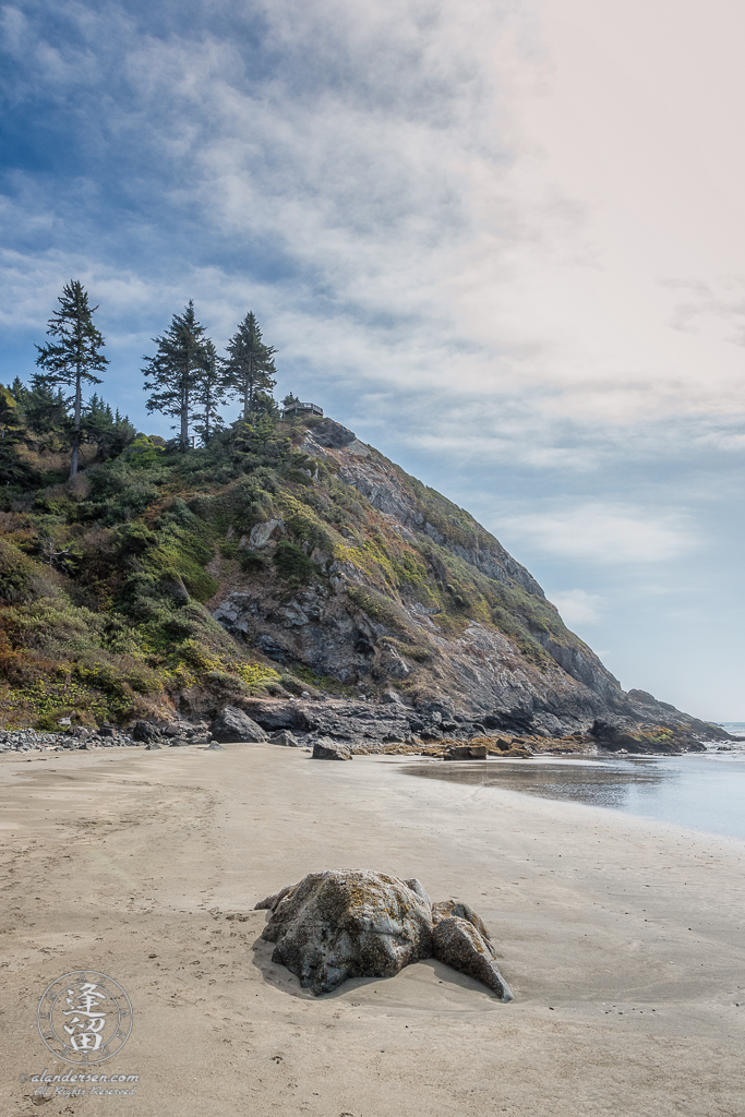 Crescent Beach Overlook platform atop a hill at Crescent Beach in Northern California.